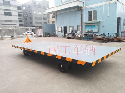 10吨中型牵引平板拖车I.jpg