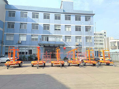 1772264131481152.jpg 0.2吨带太阳能LED交通诱导屏工具拖车3I.jpg