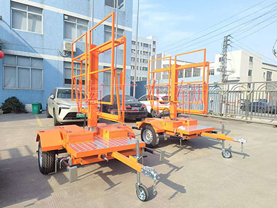 1772264140589070.jpg 0.2吨带太阳能LED交通诱导屏工具拖车4I.jpg