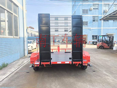 1787021549597578.jpg 3吨消防机器人ATV拖车4I.jpg