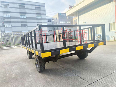 1789782428163759.jpg 5吨可拆护栏式平板拖车5I.jpg